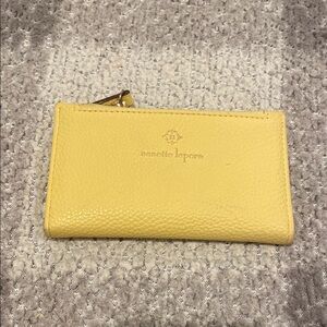 listing-status-banner